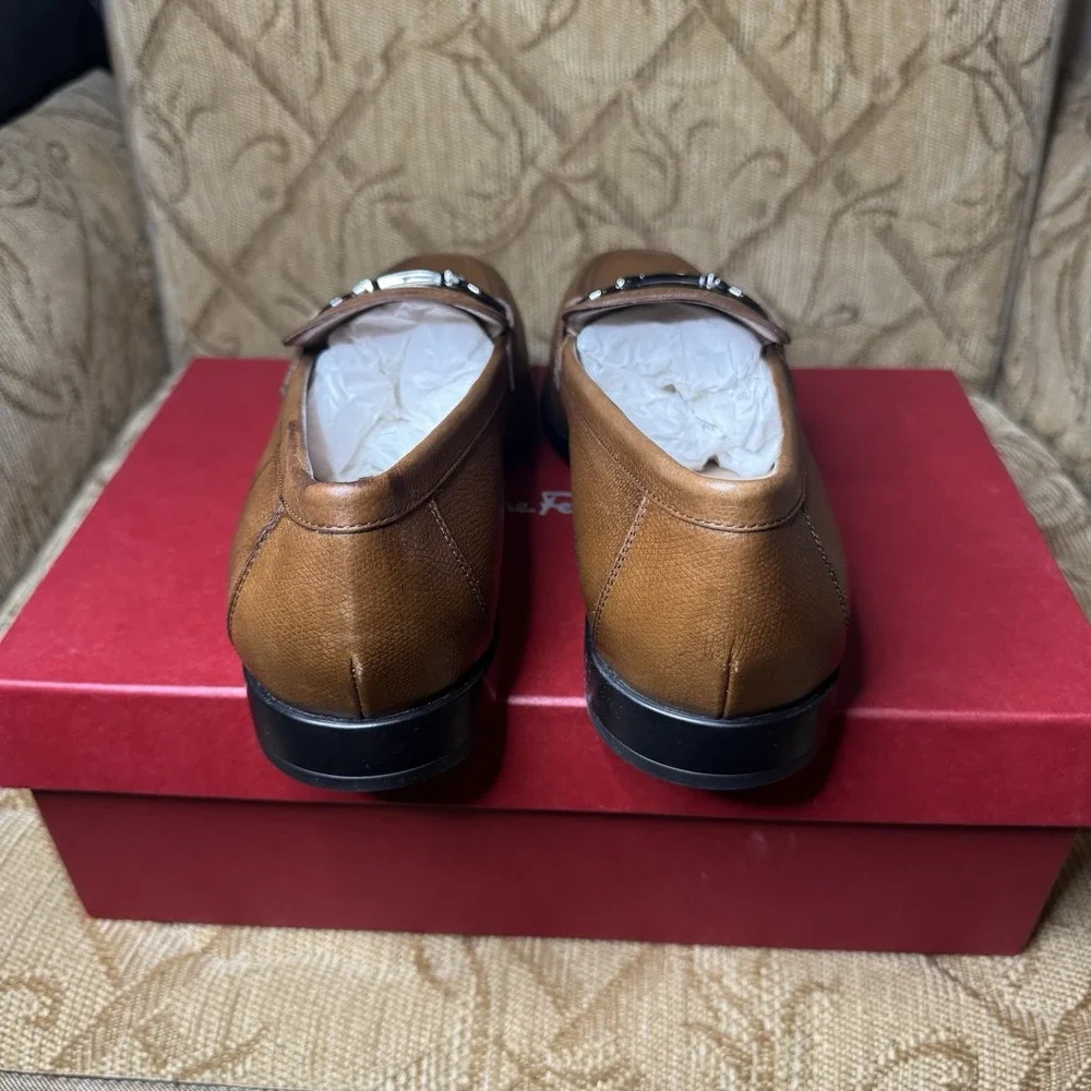 Salvatore Ferragamo new but
